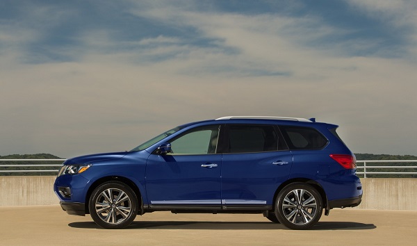 2020 Nissan Pathfinder-18-1200x707