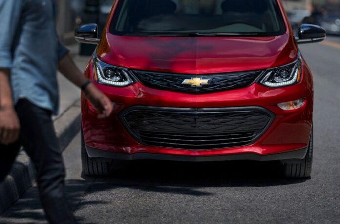 2020-Chevrolet-BoltEV-004-1.jpg