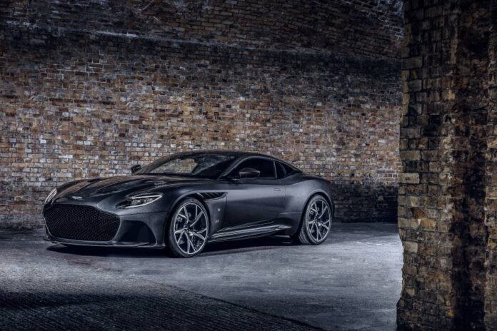 AstonMartinDBSSuperleggera007Edition_01.jpg