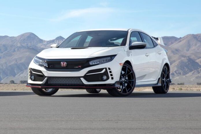 2020_honda_civic_4dr-hatchback_type-r_fq_oem_1_815.jpg