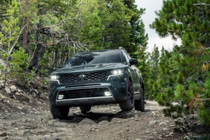 16693_2021_Sorento_X-Line-696x464.jpg