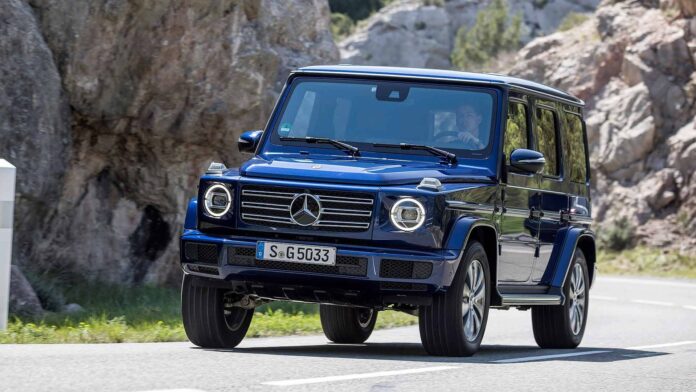 mercedes-benz-g550-3.jpg