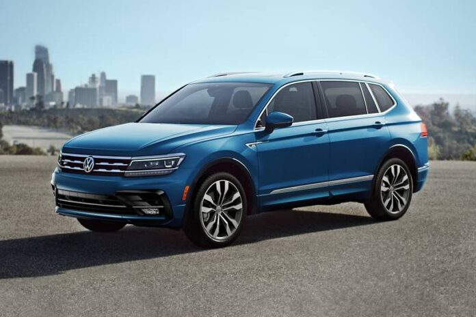 2020_volkswagen_tiguan_4dr-suv_sel-premium-r-line-4motion_fq_oem_2_815.jpg