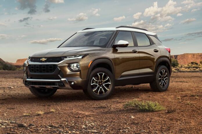 2021_chevrolet_trailblazer_4dr-suv_activ_fq_oem_1_815.jpg