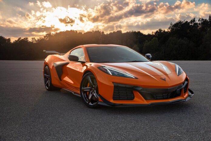 2023-Chevrolet-Corvette-Z06-003.jpg
