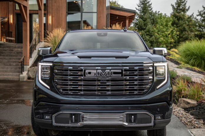 2022-GMC-Sierra-Denali-Ultimate-004.jpg