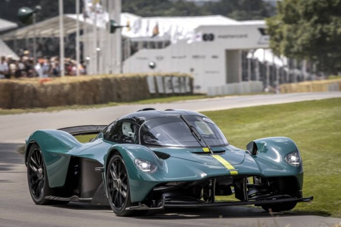 AstonMartinGoodwoodFOS2021┬®PhotoMaxEarey.jpg