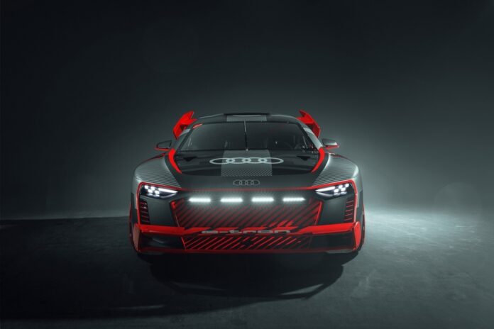 10047-TheAudiS1e-tronquattroHoonitronconceptvehicleshownthismodelisnotforsale.jpg
