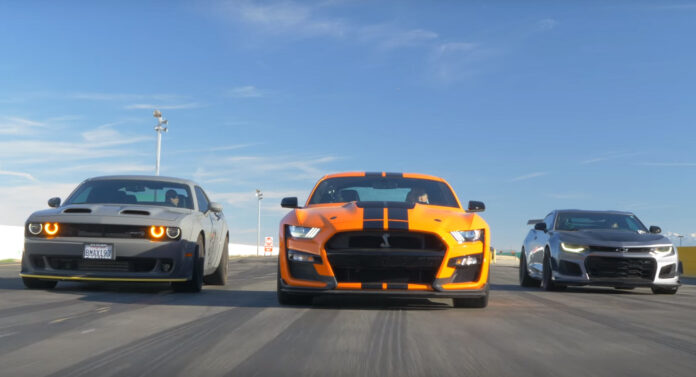 Ford-GT500-Camaro-Challenger.jpg