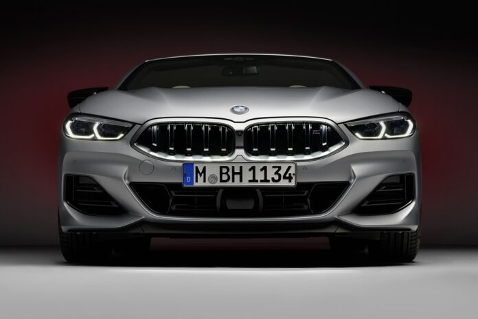 P90449095_highRes_bmw-m850i-xdrive-con.jpg