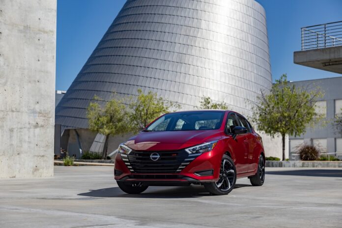 2023NissanNissanVersa-40.jpg