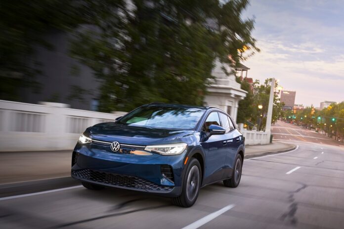 220714VW06_ID4-Drivng_087.jpg