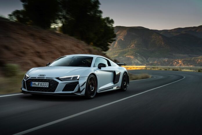 Audi-R8-Coupe-V10-GT-RWD2.jpeg