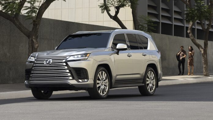 lexus-LX_Ultra_Luxury_2.jpg