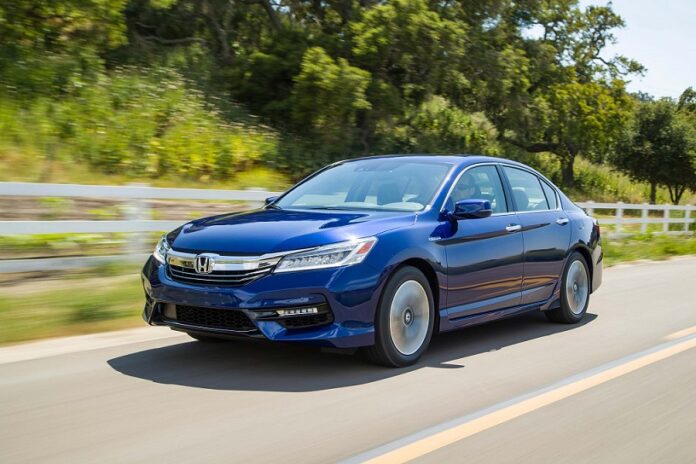 2017-Honda-Accord-Hybrid.jpg