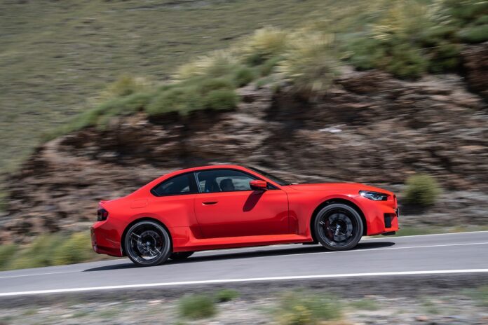P90481897_highRes_the-all-new-bmw-m2-c.jpg
