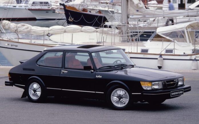 24-saab_900.jpg