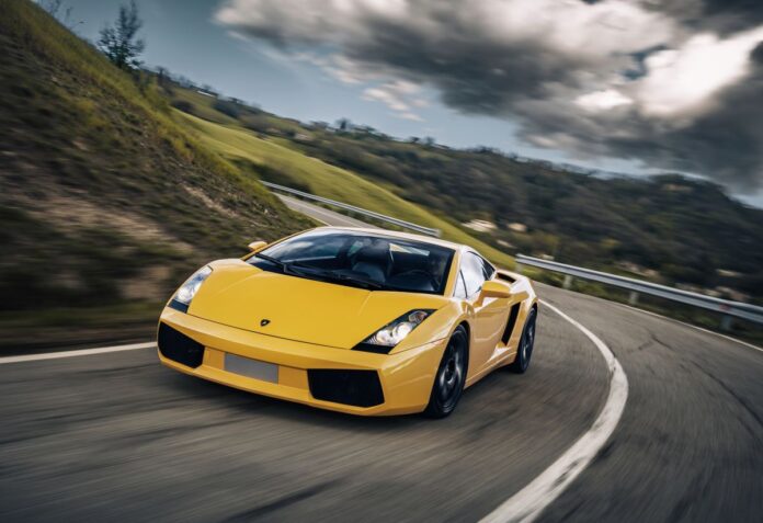 lamborghini-Gallardo-.jpg