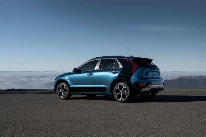 18647_2023_Niro_PHEV.jpg