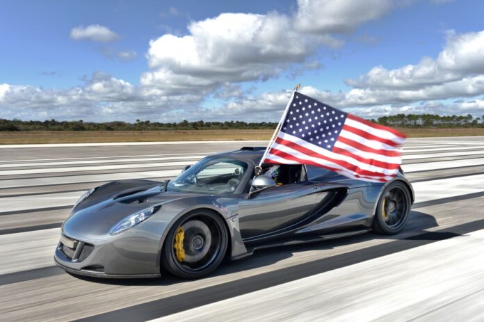 Hennessey_Venom_GT_-_2014_Worlds_Fastest_Car.jpg
