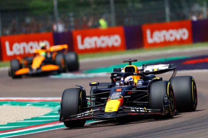 max-verstappen-red-bull-racing-2.jpg