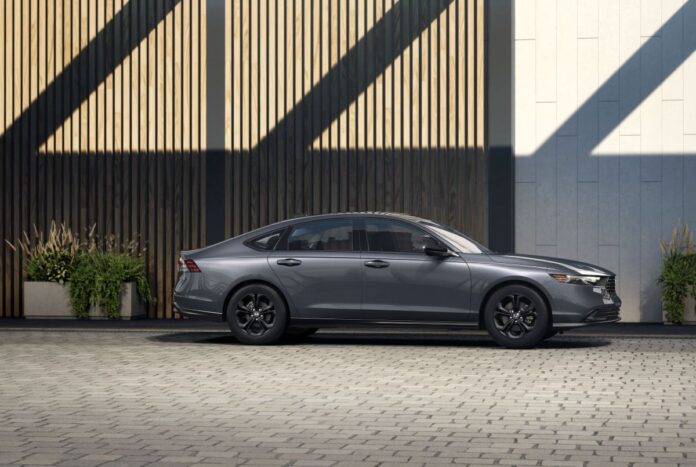 2025HondaAccordSE.jpg