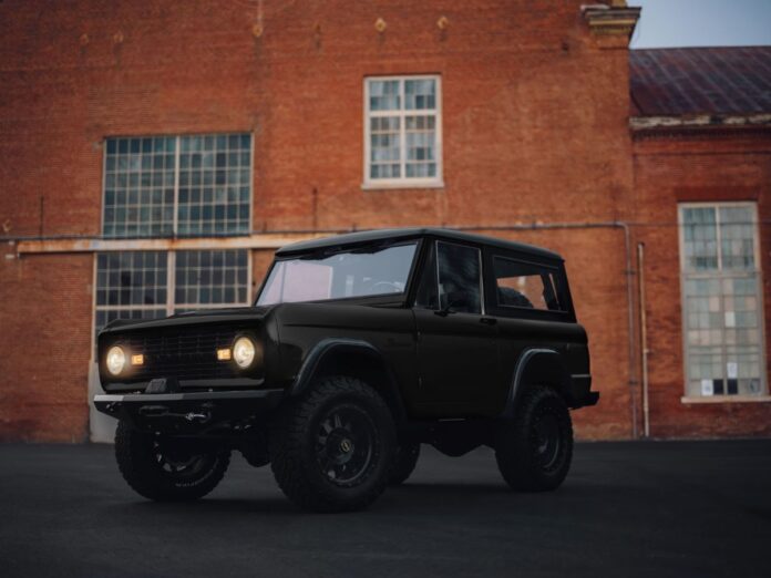 KindredMotorworksBroncoBlackICEEdition01.jpg