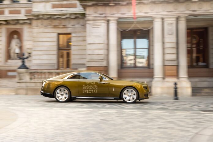 The_extraordinary_undertaking_is_complete__Rolls-Royce_Spectre_concludes_global_testing_programme_with_meticulous_Lifestyle_Analysis-1.jpg