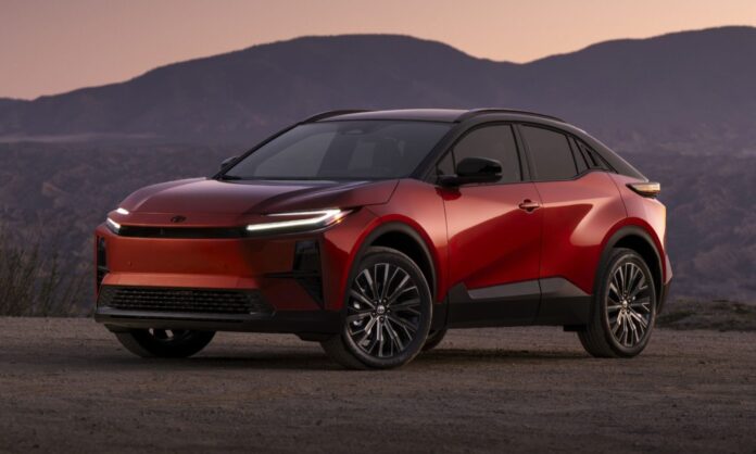 2026_Toyota_C-HR_XSE_Tandoori_HERO-2048x1229-1-scaled.jpg