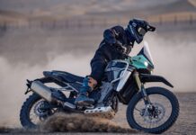 la moto que está revolucionando el mundo del rally y las trail de media cilindrada